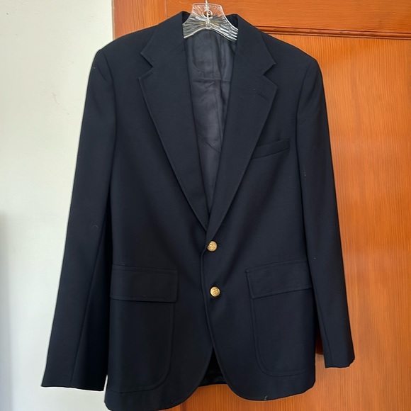 Boys Gant navy blazer with brass like buttons - Picture 1 of 6